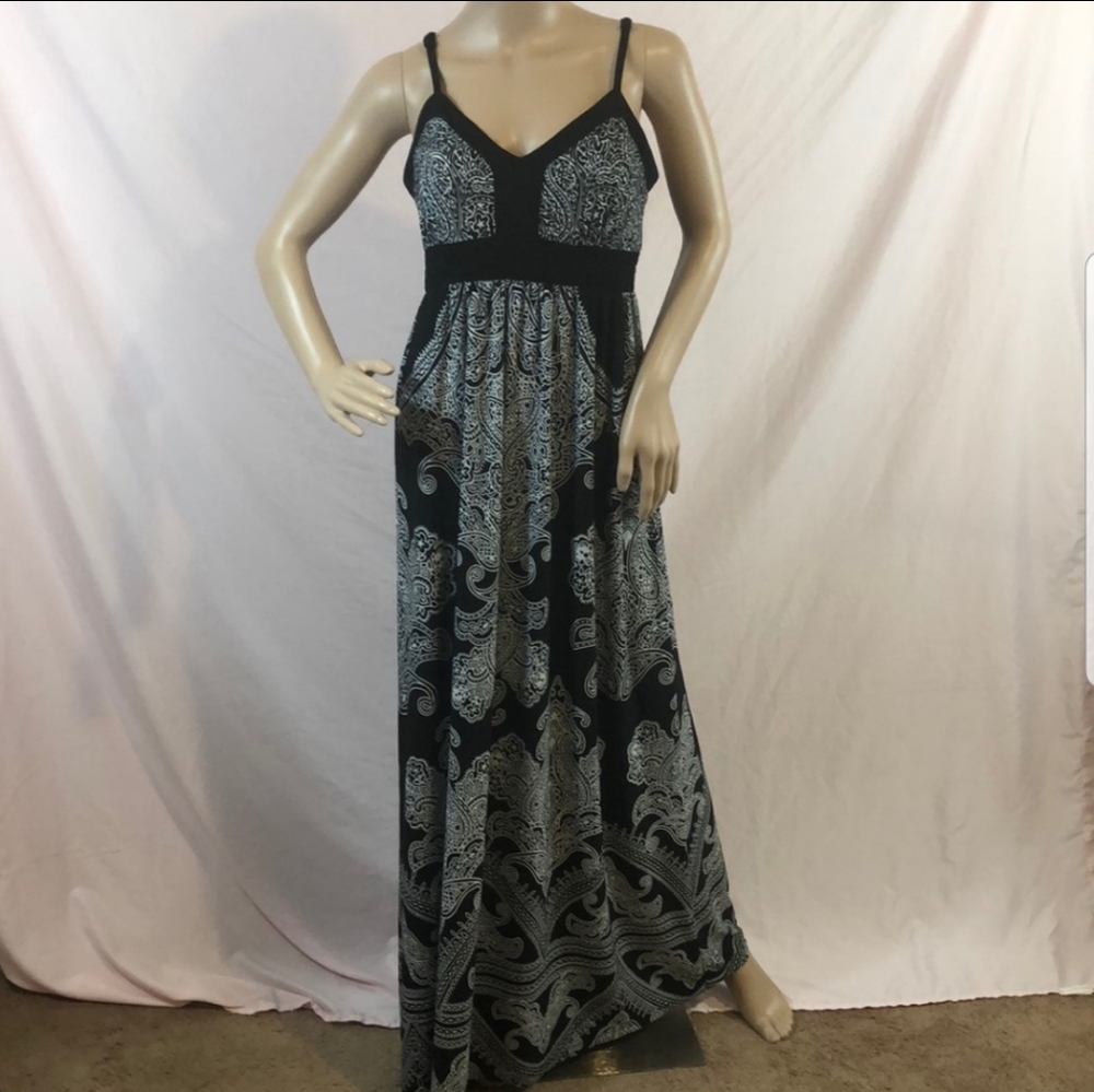 Apt 9 Black and White Maxi Dress